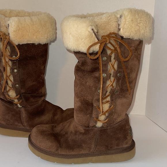 UGG Australia Limited Edition Suede Side Lace Up Boots - Picture 2 of 16